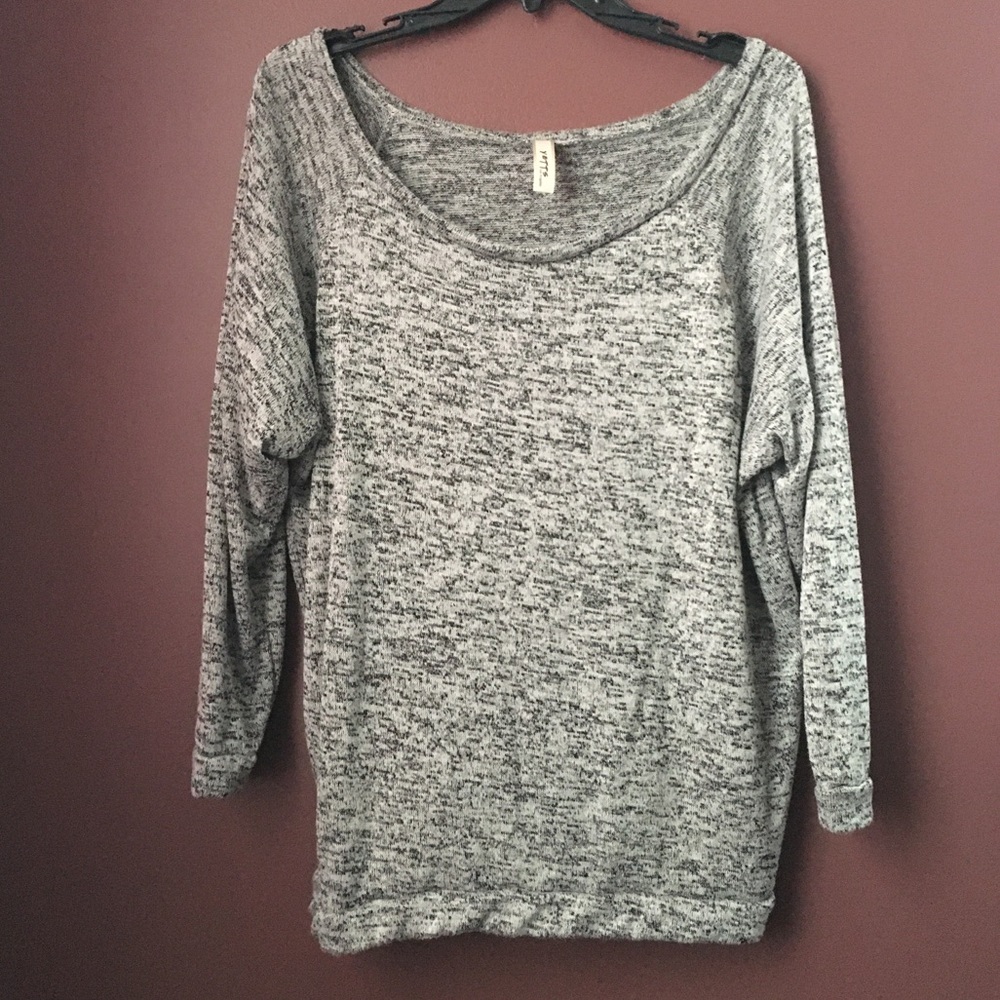 Yetts lightweight knit sweater